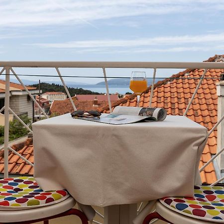 Apartment And Rooms Mila Makarska Exterior foto