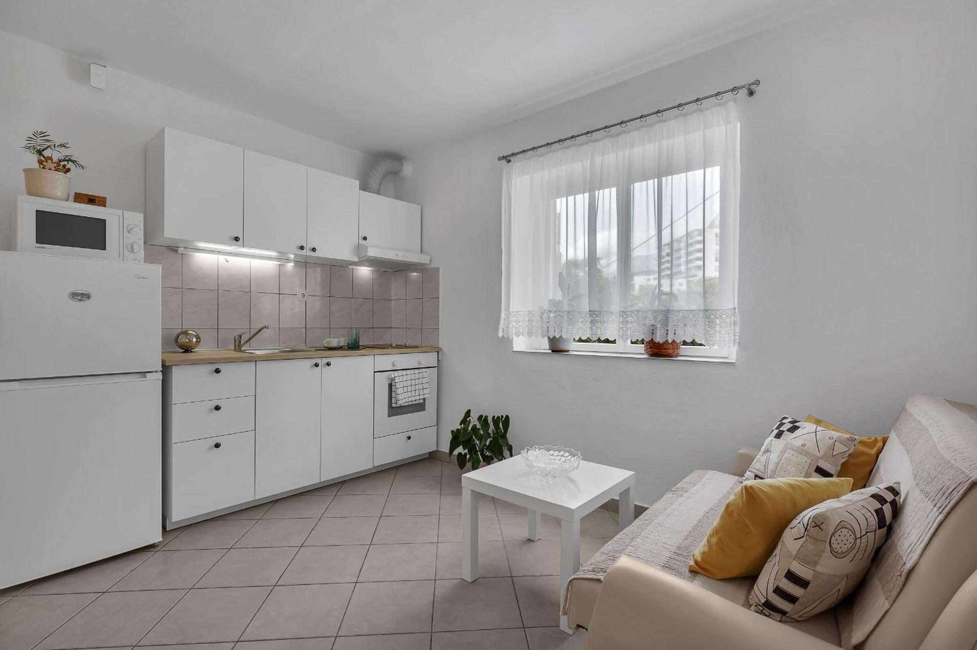 Apartment And Rooms Mila Makarska Exterior foto